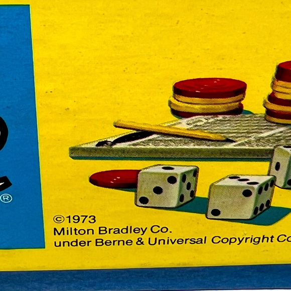 Vintage Yahtzee Dice Game by Milton Bradley Made in USA Original Box and Pieces - Picture 4 of 6